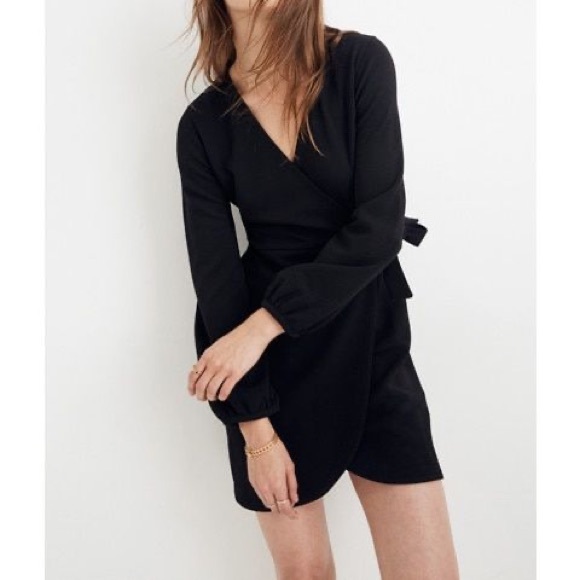Madewell Dresses & Skirts - Madewell Long Sleeved Side Tie Wrap Dress XL